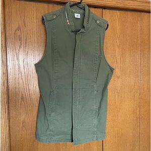 Cabi utilitarian vest!
